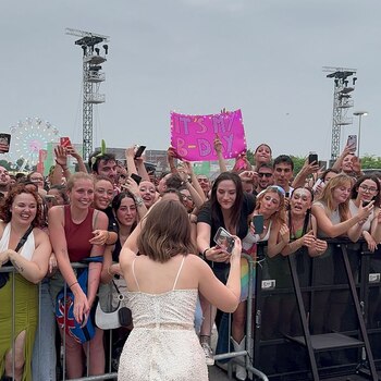 Laura Esquivel no pudo escapar