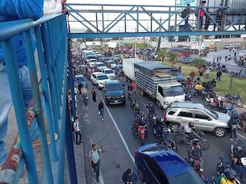 Los transportistas reclamaron supuestos malos tratos de la Dirección General de Transporte y de distintas PMT, además de restricciones en puertos y fronteras.
