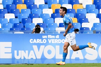 Hirving Lozano con la escuadra