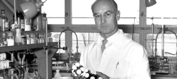 Albert Hofmann realizaba investigaciones