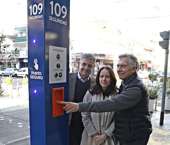 Mauricio Macri con Soledad Martínez y Jorge Macri