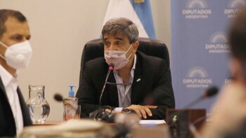 El precandidato a Senador, Pablo