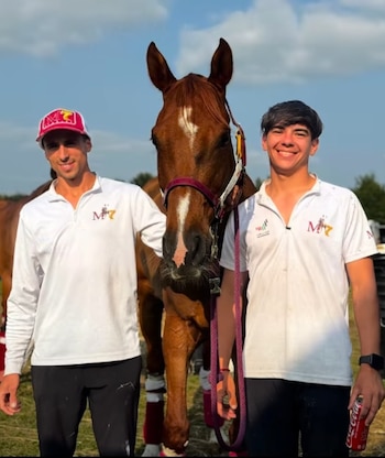 Un amigo lo despidió en