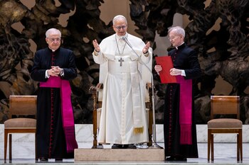 Leo XIV rindió homenaje a