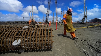 Refinería Dos Bocas: a días