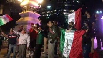 Mexikanische Fans feiern im Angel