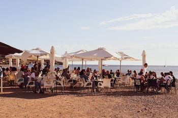 El chiringuito Rockola Summer Club La Azohía ha sido uno de los premiados con un Solete Repsol este verano (Facebook)