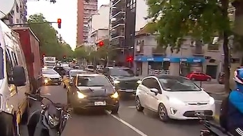 Una falla técnica afecta a las barreras del tren Sarmiento y complica a cientos de automovilistas