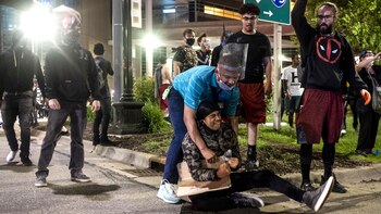 Hubo detenidos en otra noche