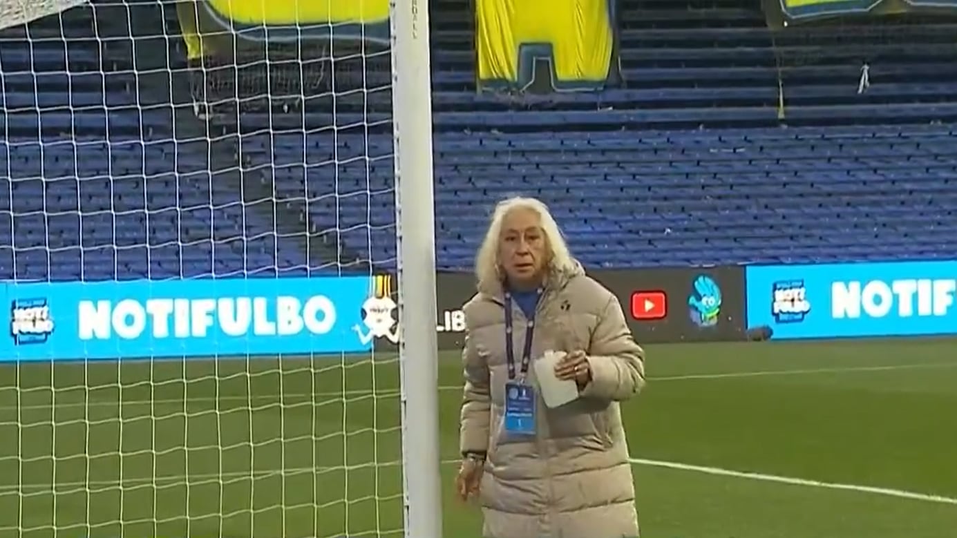 La señora que bendijo los arcos del Gigante de Arroyito antes del duelo contra Corinthians por la Copa Libertadores