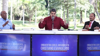 Nicolás Maduro decretó el 15