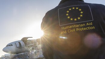 Bruselas promete más vuelos humanitarios