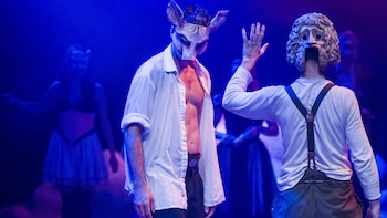 Mauricio Kartun reinterpreta 'Las bacantes' de Eurípides en 'Baco Polaco', que llega este viernes a Teatros del Canal