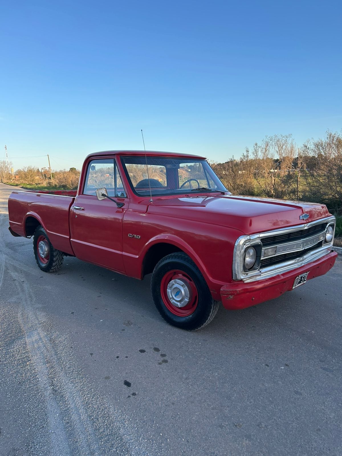 La Chevrolet C10 roja robada es un vehículo original adquirido hace más de 40 años por la familia de Bernardo