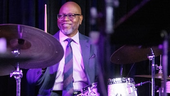El legendario baterista Lewis Nash llega a Buenos Aires: "Tocar jazz es una experiencia que ninguna tecnología puede reemplazar"