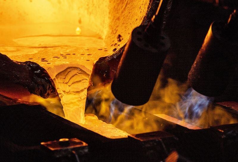 El oro es considerado como un activo de refugio de gran durabilidad (REUTERS/Denis Balibouse)