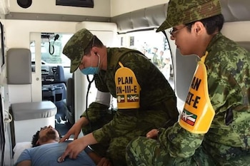 Los médicos militares tienen la