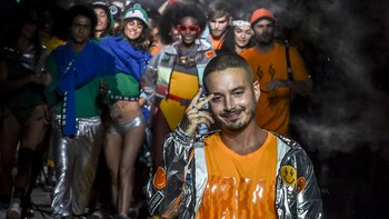 J Balvin sigue trabajando en