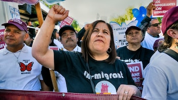Líderes latinos impulsan la agenda que buscan imponer al próximo gobernador de California para transformar salud, economía y derechos