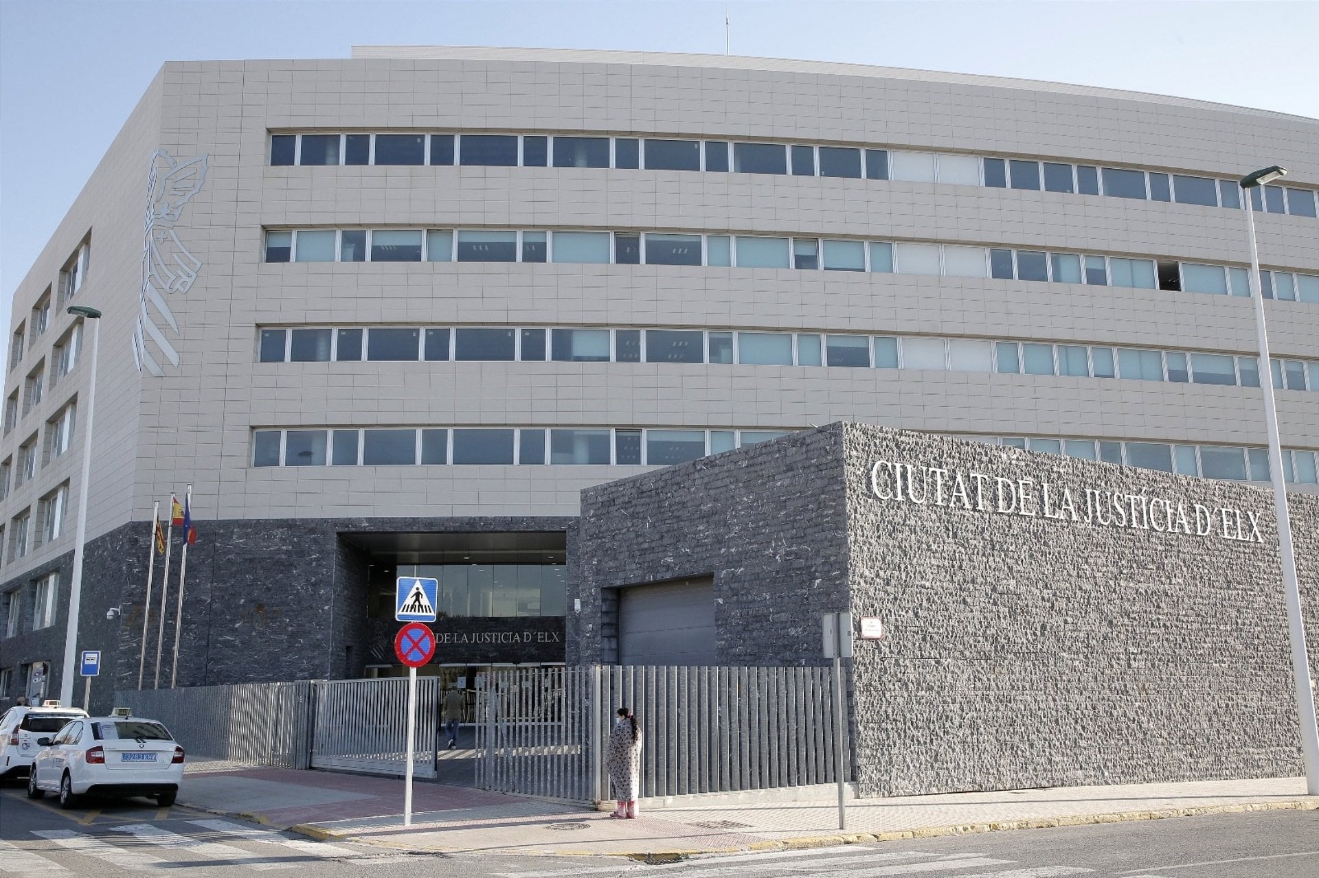 Libertad con orden de alejamiento para un acusado de agredir a su pareja en un camping de Guardamar (Alicante)