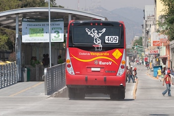 Cerrada la estación Balderas de la Línea 3 del Metrobús.
Crédito: Cuartoscuro.