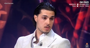 Carlo Costanzia visita 'De Viernes'