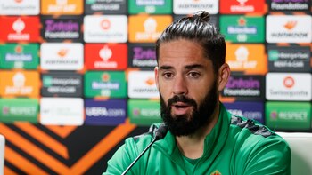 Isco da el paso