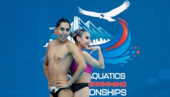 Diego Villalobos y Nayeli Mondragón brillaron en Santiago al lograr la máxima puntuación del Dueto Mixto Técnico en el Campeonato Panamericano, asegurando así el primer oro en la competencia para México. (@COM_Mexico)