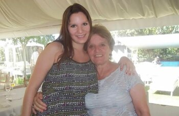 Ana y María Angélica, ambas