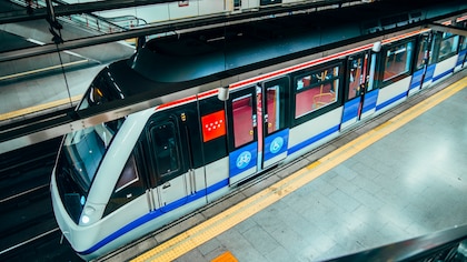 Qué significan los nuevos asientos del Metro de Madrid que están pintados de verde