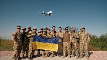 Ucrania sigue buscando soldados fuera