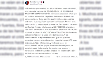 Captura de pantalla de una publicación de Donald J. Trump en Truth Social con texto en español sobre inmigración, delincuencia y ICE