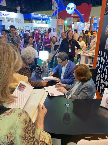 Sergio Rubin y Francesca Ambrogetti