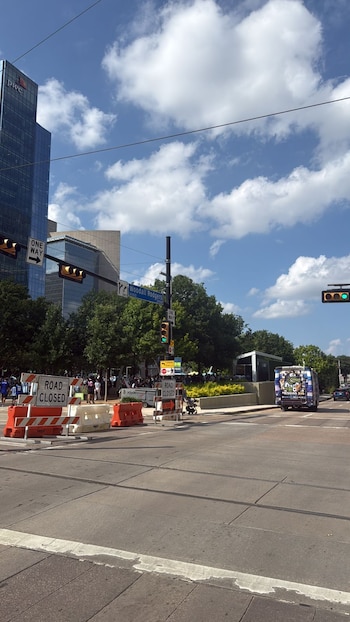 Banderazo de argentinos en Dallas antes del partido ante Austria