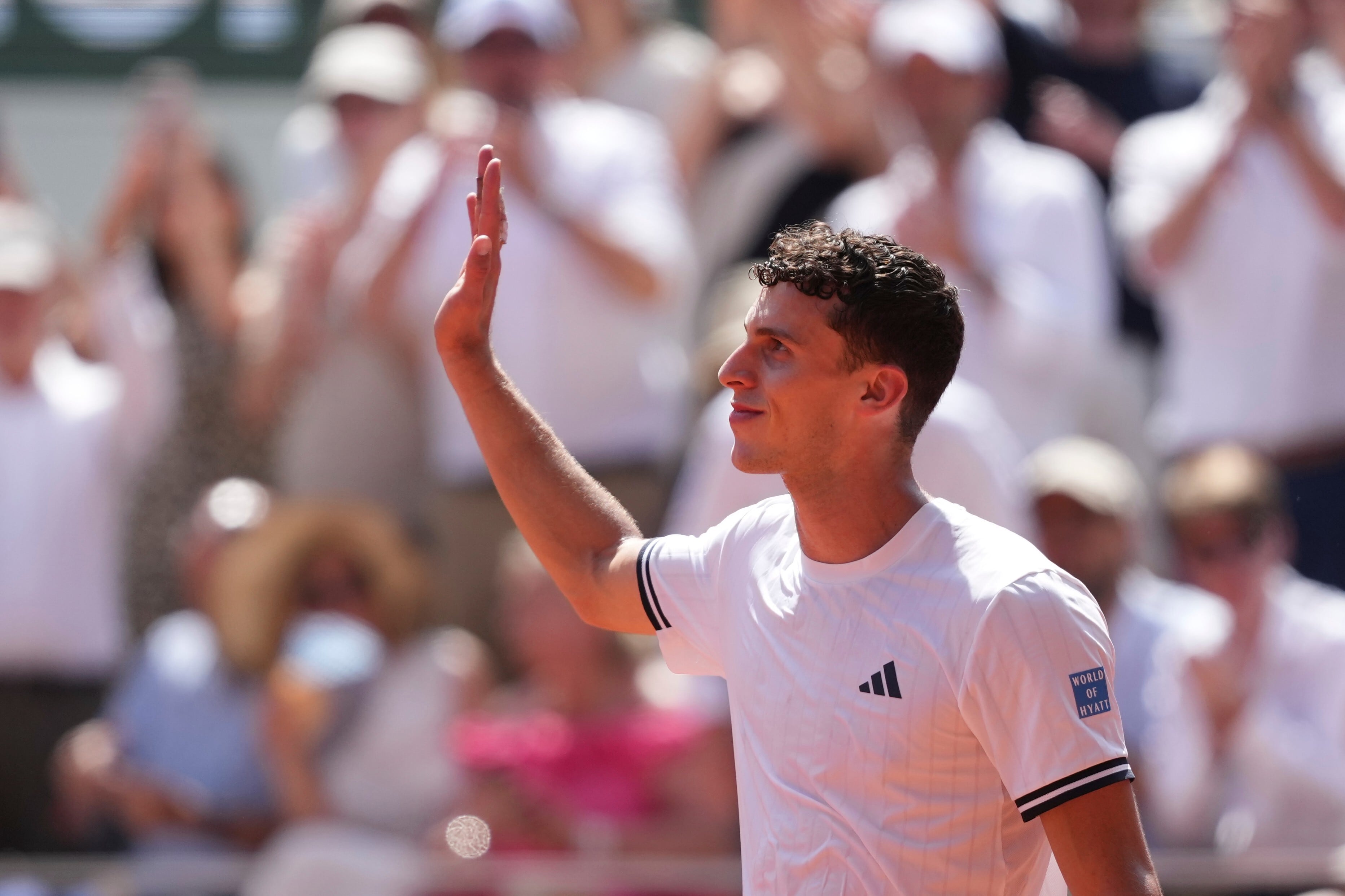 Juan Manuel Cerúndolo por un lugar en los octavos de final del Masters 1000 de Cincinnati enfrentará al canadiense Felix Auger-Aliassime (Crédito: AP/Thibault Camus)