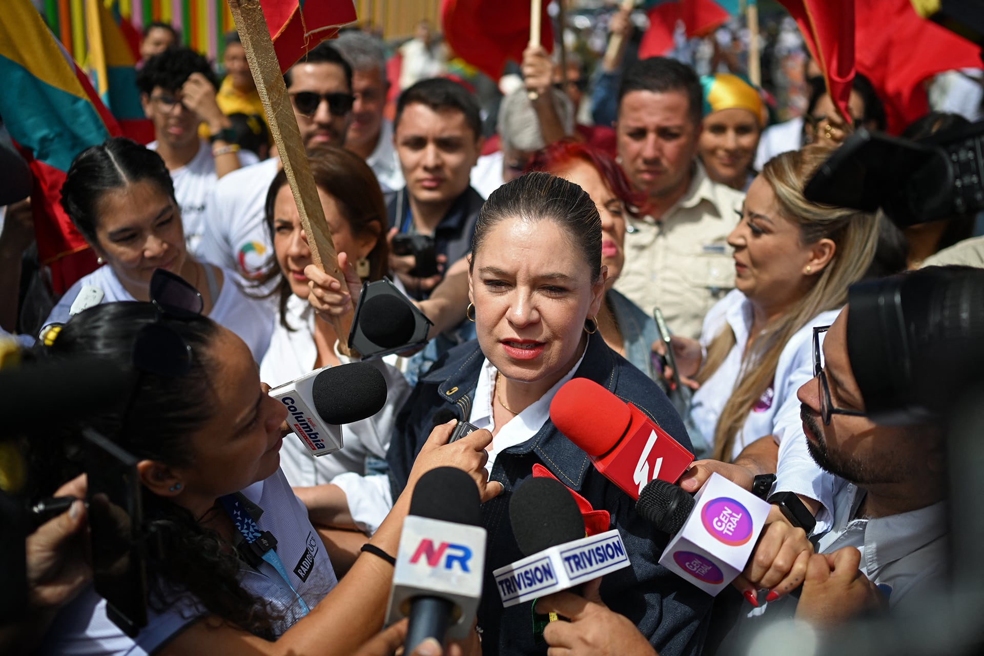 Claudia Dobles, jefa de fracción de la Coalición Agenda Ciudadana (CAC), señaló que existen “al menos dos antecedentes” en los que actividades convocadas por el Ejecutivo terminaron en situaciones de hostilidad y falta de respeto. (Photo by MARVIN RECINOS / AFP)