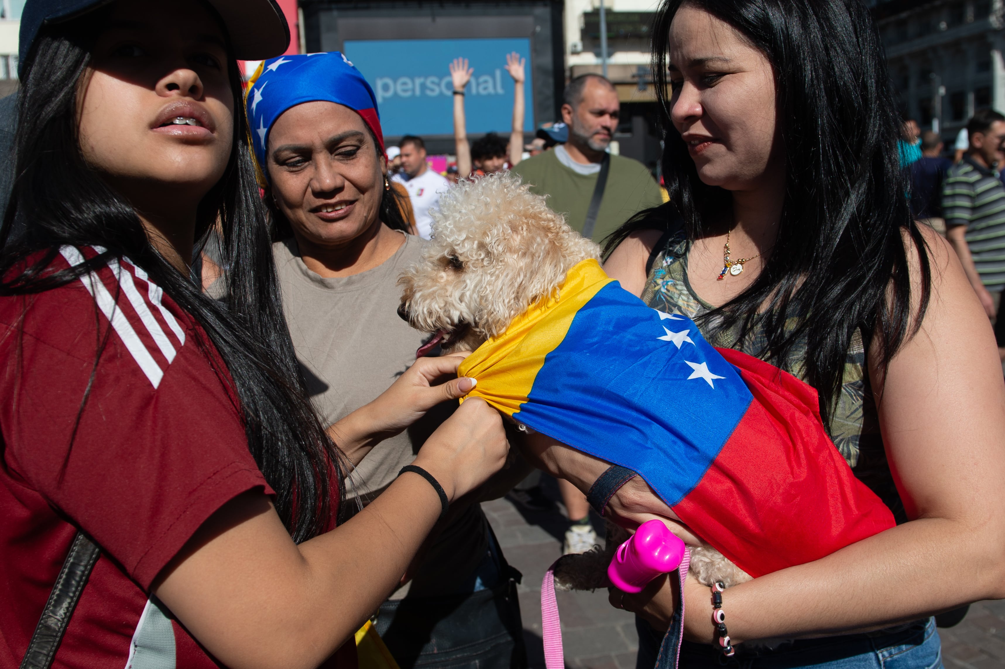 Venezolanos residentes en Buenos Aires celebran la captura de Nicolás Maduro (Jaime Olivos)