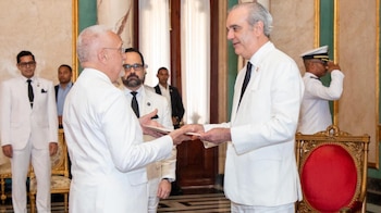 El presidente Luis Abinader recibió las cartas credenciales en una ceremonia protocolar en el Palacio Nacional./(Presidencia de la República Dominicana)