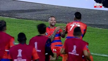 Habilitación y toque de zurda