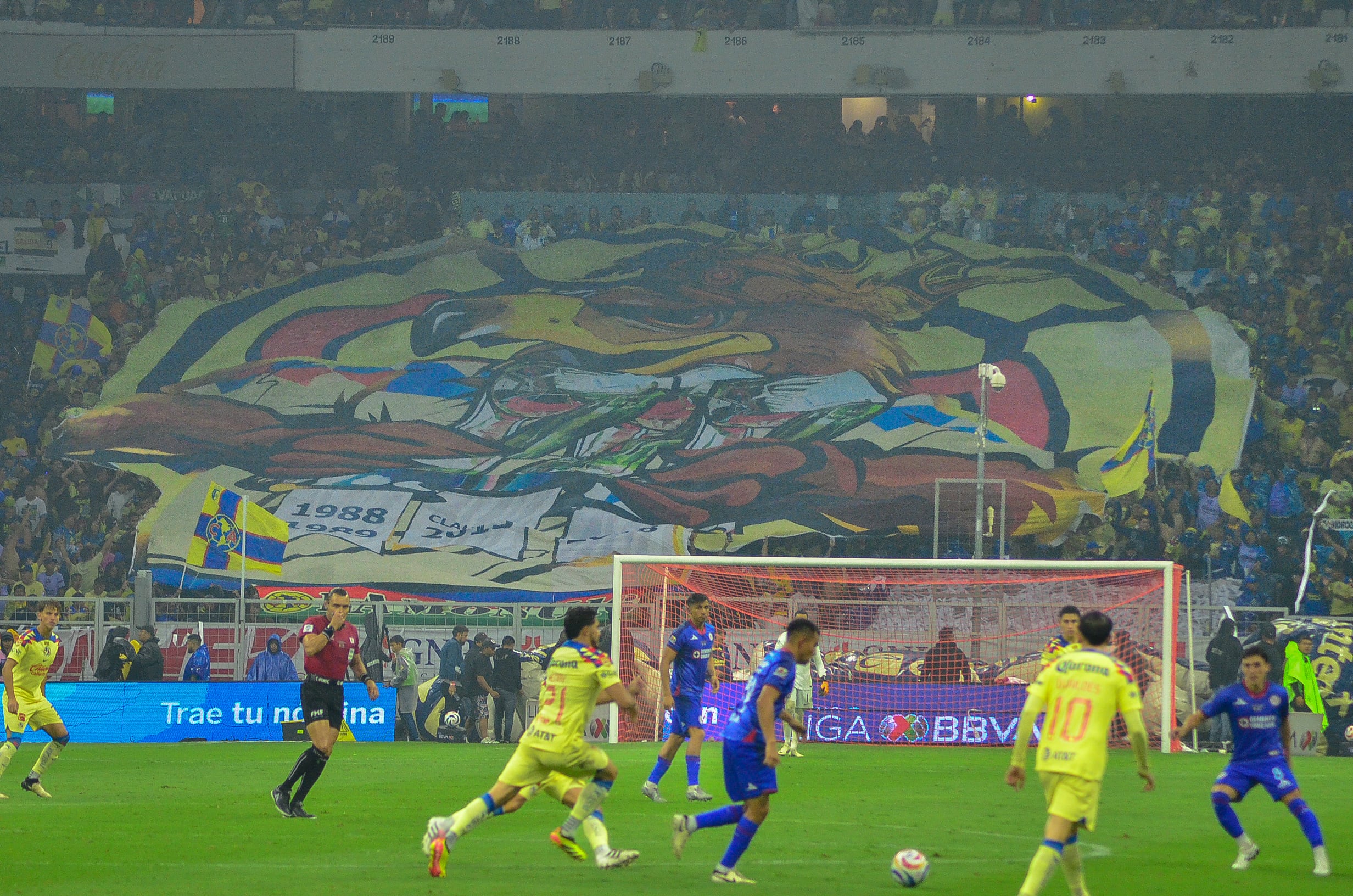 Cruz Azul y América volverán al Coloso de Santa Úrsula tras periodos de itinerancia por otras sedes e intensificando su rivalidad durante el Clásico Joven. (Crédito: Infobae México)