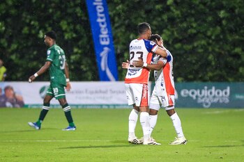 Alianza ganó 2-0 a La