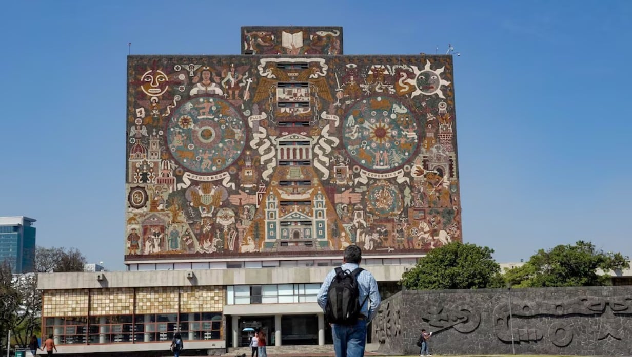 ¿Cuándo empiezan las clases de licenciatura en la UNAM para alumnos de nuevo ingreso?