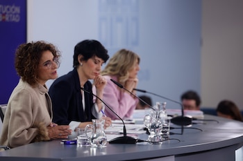 La vicepresidenta primera y ministra