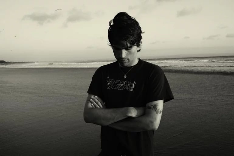 El productor musical Joseph Winger Thornalley es el hombre detrás del proyecto Headache.