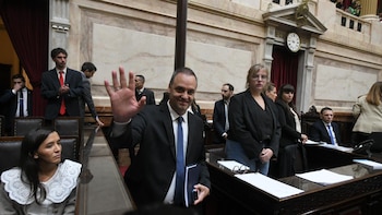 El descargo de Adorni en el Congreso: qué dijo sobre su patrimonio, los viajes al exterior y los contratos con Grandio