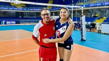 Antonio Rizola revela que Claudia Palza quiso jugar la Copa Latina lesionada: “Tuve que sacarla a la fuerza”