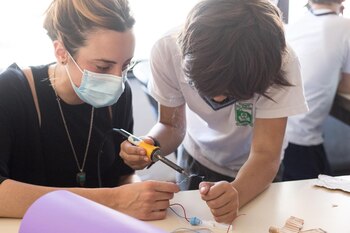 Carmen creo el espacio y