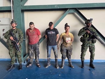 Capturaron en Caquetá a alias La Morocha, señalada cabecilla de la Estructura Rodrigo Cadete - crédito @ABDELAESPRIELLA/X