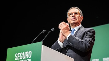 El socialista Seguro (65,77%) se