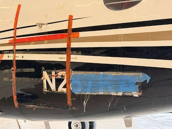 Matricula de la aeronave donde fue trasladado el fundador del Cártel de Sinaloa. Cortesía: Pie de Nota